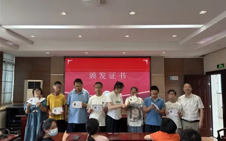 Perawatan Senyap, Memelihara Pertumbuhan—SuJia Medical Bermitra dengan Sekolah Pendidikan Khusus Jiaxing